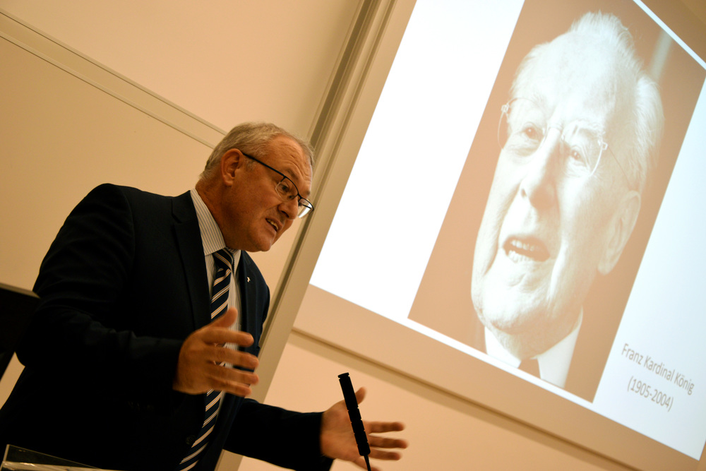 Begrüßung durch Dekan Prof. Johann Pock